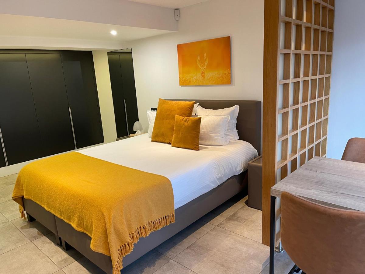Chambres D'Hotes Les Grisons Houyet Eksteriør billede