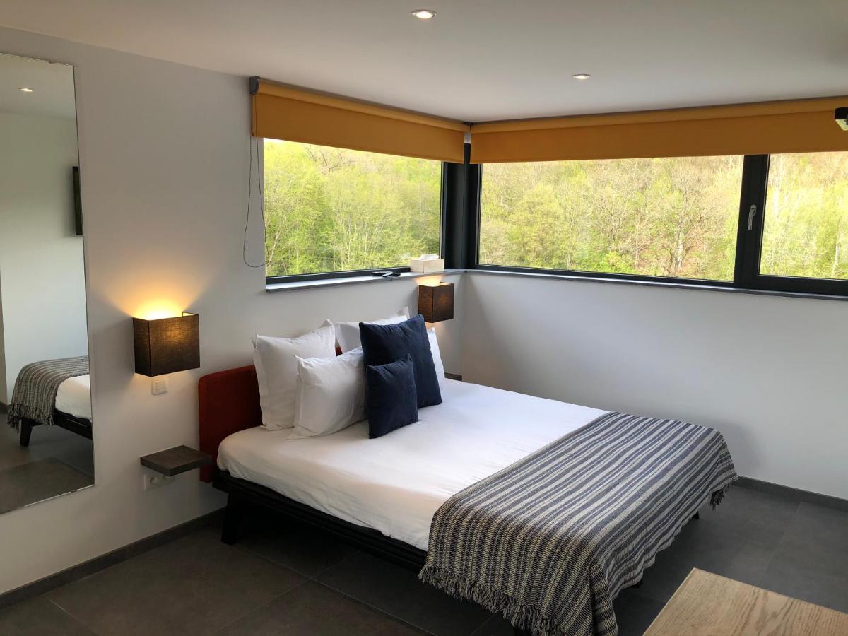 Chambres D'Hotes Les Grisons Houyet Eksteriør billede