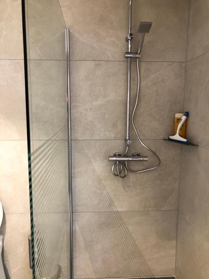 Chambres D'Hotes Les Grisons Houyet Eksteriør billede